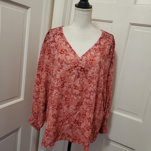 NWT Terra & Sky Pink & Purple Henley Woven Top Size 1X-16W/18W Ret. 16.98 - Picture 6 of 10